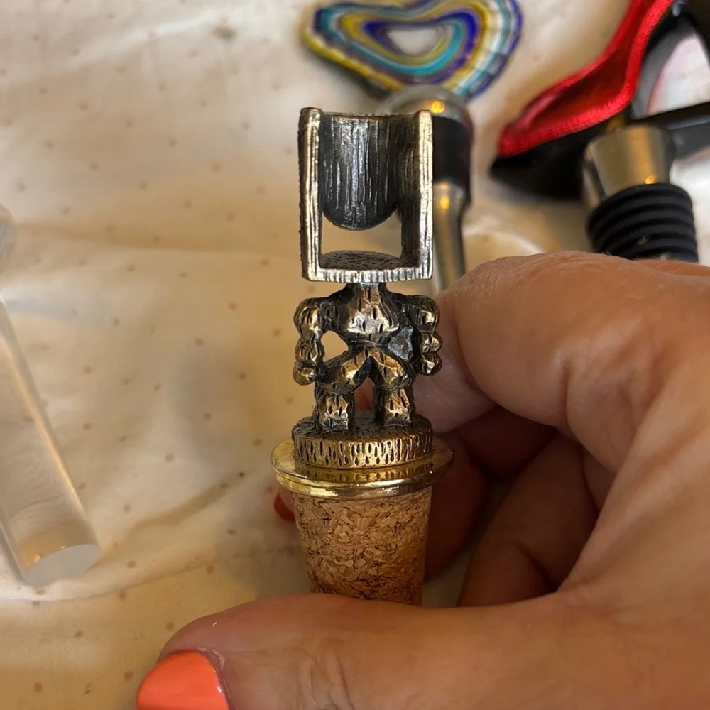 Assorted Wine Bottle Stoppers Set
